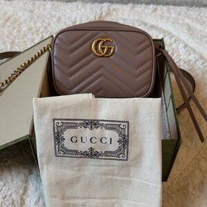 Gucci Dusty Pink Leather Crossbody Bag with Gold Accent